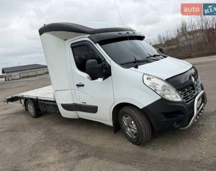 Белый Рено Мастер, объемом двигателя 2.3 л и пробегом 327 тыс. км за 25000 $, фото 2 на Automoto.ua