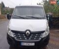 Белый Рено Мастер, объемом двигателя 2.3 л и пробегом 499 тыс. км за 12000 $, фото 1 на Automoto.ua
