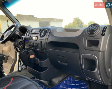 Белый Рено Мастер, объемом двигателя 2.3 л и пробегом 450 тыс. км за 17700 $, фото 36 на Automoto.ua