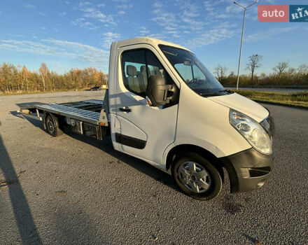 Белый Рено Мастер, объемом двигателя 2.3 л и пробегом 400 тыс. км за 13700 $, фото 4 на Automoto.ua