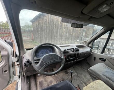 Белый Рено Мастер, объемом двигателя 2.8 л и пробегом 300 тыс. км за 1000 $, фото 4 на Automoto.ua