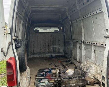 Белый Рено Мастер, объемом двигателя 2.8 л и пробегом 300 тыс. км за 1000 $, фото 2 на Automoto.ua