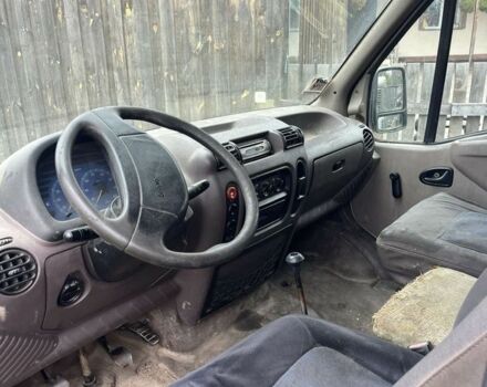 Белый Рено Мастер, объемом двигателя 2.8 л и пробегом 300 тыс. км за 1000 $, фото 6 на Automoto.ua