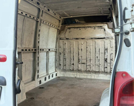 Белый Рено Мастер, объемом двигателя 2.5 л и пробегом 510 тыс. км за 5000 $, фото 11 на Automoto.ua