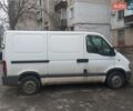Белый Рено Мастер, объемом двигателя 2.2 л и пробегом 500 тыс. км за 3900 $, фото 1 на Automoto.ua