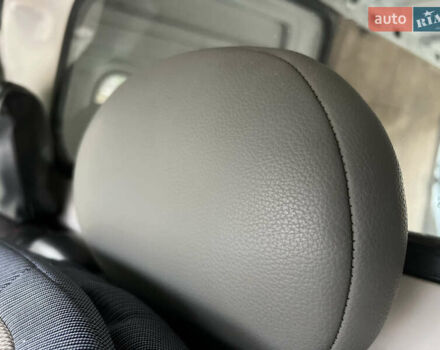 Білий Рено Мастєр, об'ємом двигуна 2.19 л та пробігом 317 тис. км за 5650 $, фото 26 на Automoto.ua