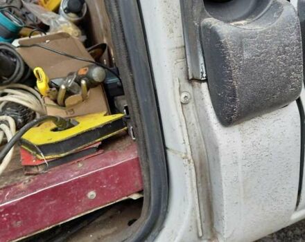 Белый Рено Мастер, объемом двигателя 2.2 л и пробегом 600 тыс. км за 5800 $, фото 11 на Automoto.ua