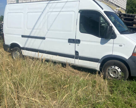 Белый Рено Мастер, объемом двигателя 2.5 л и пробегом 420 тыс. км за 4300 $, фото 1 на Automoto.ua