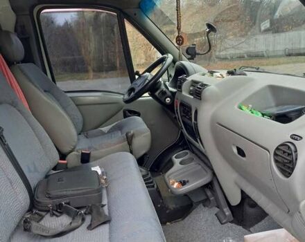 Белый Рено Мастер, объемом двигателя 2.2 л и пробегом 600 тыс. км за 5800 $, фото 1 на Automoto.ua