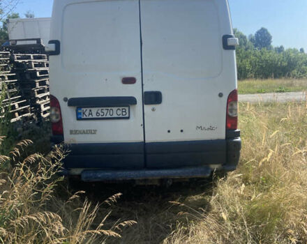 Белый Рено Мастер, объемом двигателя 2.5 л и пробегом 350 тыс. км за 4900 $, фото 3 на Automoto.ua