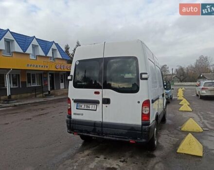 Белый Рено Мастер, объемом двигателя 2.2 л и пробегом 450 тыс. км за 5300 $, фото 2 на Automoto.ua