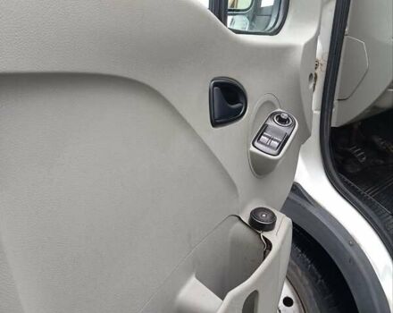 Білий Рено Мастєр, об'ємом двигуна 2.46 л та пробігом 329 тис. км за 7300 $, фото 14 на Automoto.ua