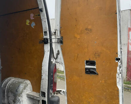 Белый Рено Мастер, объемом двигателя 2.46 л и пробегом 350 тыс. км за 4700 $, фото 16 на Automoto.ua