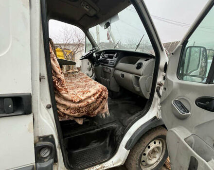 Белый Рено Мастер, объемом двигателя 2.95 л и пробегом 400 тыс. км за 3200 $, фото 7 на Automoto.ua