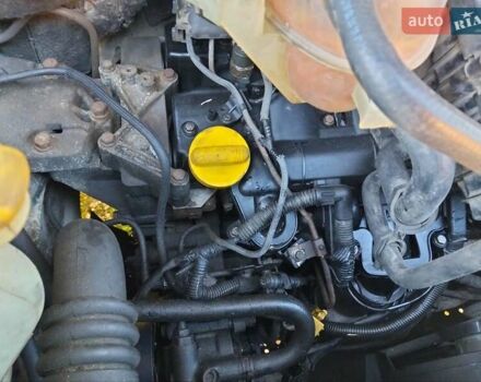 Білий Рено Мастєр, об'ємом двигуна 2.5 л та пробігом 552 тис. км за 5500 $, фото 3 на Automoto.ua