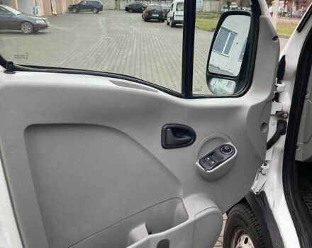 Белый Рено Мастер, объемом двигателя 2.5 л и пробегом 312 тыс. км за 6900 $, фото 14 на Automoto.ua