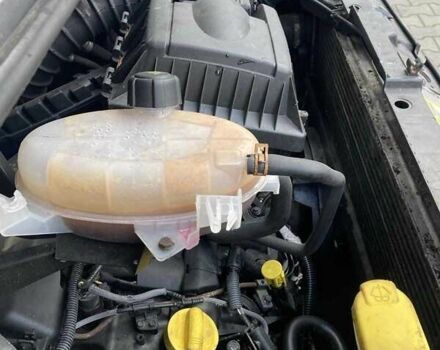 Белый Рено Мастер, объемом двигателя 2.5 л и пробегом 312 тыс. км за 6900 $, фото 3 на Automoto.ua