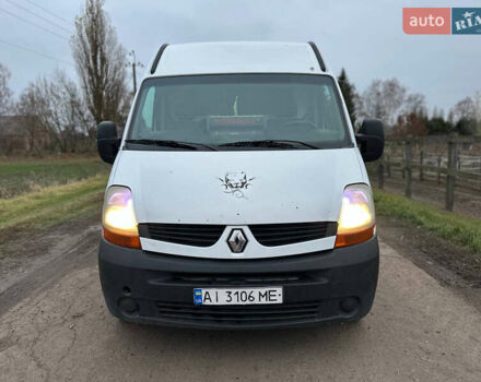 Белый Рено Мастер, объемом двигателя 2.5 л и пробегом 370 тыс. км за 4500 $, фото 2 на Automoto.ua