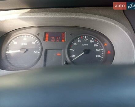 Белый Рено Мастер, объемом двигателя 2.5 л и пробегом 745 тыс. км за 9700 $, фото 10 на Automoto.ua