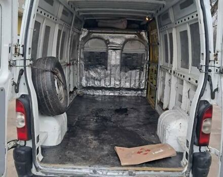 Білий Рено Мастєр, об'ємом двигуна 2.46 л та пробігом 244 тис. км за 8500 $, фото 8 на Automoto.ua