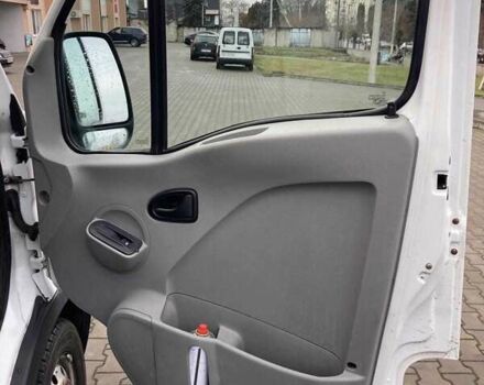 Белый Рено Мастер, объемом двигателя 2.5 л и пробегом 312 тыс. км за 6900 $, фото 5 на Automoto.ua