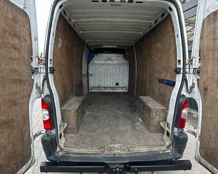 Белый Рено Мастер, объемом двигателя 2.46 л и пробегом 300 тыс. км за 3999 $, фото 10 на Automoto.ua