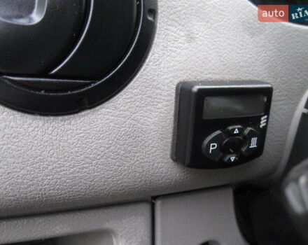 Белый Рено Мастер, объемом двигателя 2.5 л и пробегом 351 тыс. км за 4650 $, фото 11 на Automoto.ua