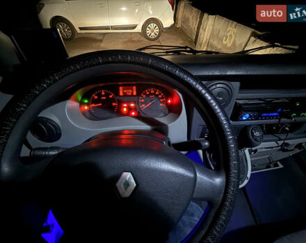 Білий Рено Мастєр, об'ємом двигуна 2.46 л та пробігом 403 тис. км за 6500 $, фото 6 на Automoto.ua