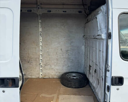 Білий Рено Мастєр, об'ємом двигуна 2.5 л та пробігом 575 тис. км за 8500 $, фото 9 на Automoto.ua