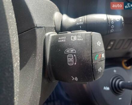 Білий Рено Мастєр, об'ємом двигуна 2.3 л та пробігом 295 тис. км за 11000 $, фото 21 на Automoto.ua