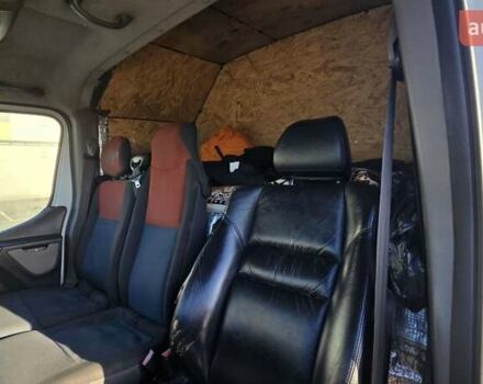 Белый Рено Мастер, объемом двигателя 2.3 л и пробегом 342 тыс. км за 9000 $, фото 7 на Automoto.ua