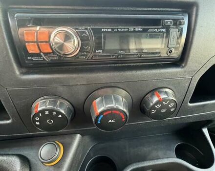 Білий Рено Мастєр, об'ємом двигуна 2.3 л та пробігом 391 тис. км за 9500 $, фото 8 на Automoto.ua