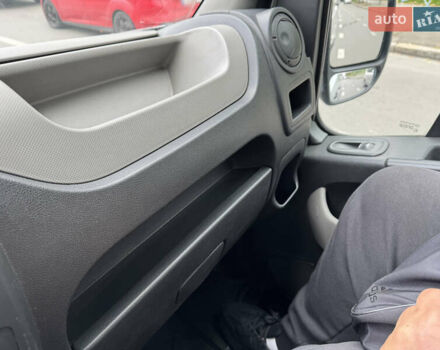 Белый Рено Мастер, объемом двигателя 2.3 л и пробегом 531 тыс. км за 8999 $, фото 14 на Automoto.ua