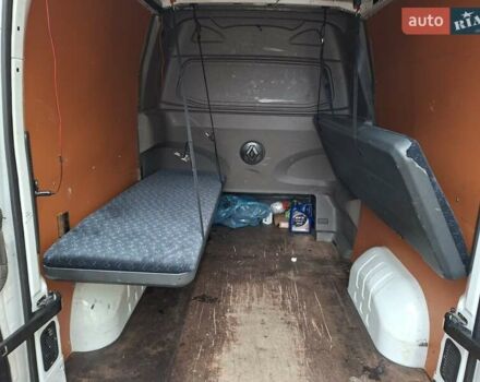 Белый Рено Мастер, объемом двигателя 2.3 л и пробегом 278 тыс. км за 13500 $, фото 13 на Automoto.ua
