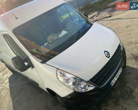 Белый Рено Мастер, объемом двигателя 2.3 л и пробегом 465 тыс. км за 12000 $, фото 1 на Automoto.ua