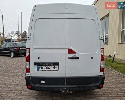 Белый Рено Мастер, объемом двигателя 2.3 л и пробегом 278 тыс. км за 13500 $, фото 4 на Automoto.ua
