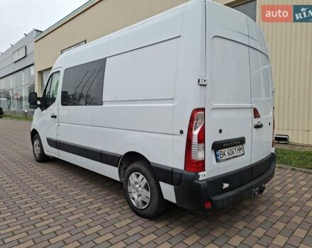 Белый Рено Мастер, объемом двигателя 2.3 л и пробегом 278 тыс. км за 13500 $, фото 5 на Automoto.ua