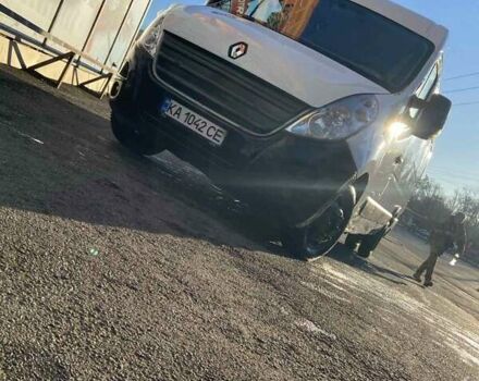 Белый Рено Мастер, объемом двигателя 2.3 л и пробегом 465 тыс. км за 12000 $, фото 3 на Automoto.ua