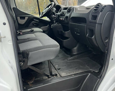 Білий Рено Мастєр, об'ємом двигуна 2.3 л та пробігом 600 тис. км за 15800 $, фото 8 на Automoto.ua