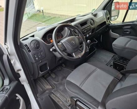 Белый Рено Мастер, объемом двигателя 2.3 л и пробегом 278 тыс. км за 13500 $, фото 6 на Automoto.ua