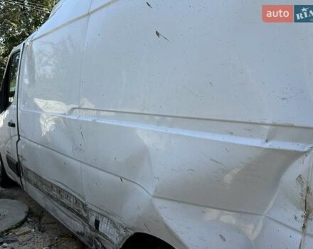 Білий Рено Мастєр, об'ємом двигуна 2.3 л та пробігом 330 тис. км за 5005 $, фото 2 на Automoto.ua