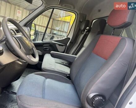 Рено Мастєр 2013 у Рівному на Automoto.ua Білий Рено Мастєр, об'ємом двигуна 2.3 л та пробігом 268 тис. км за 15700 $, фото 9 на Automoto.ua