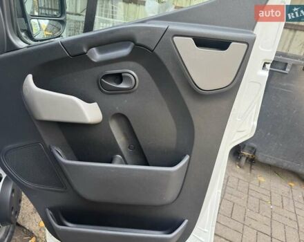 Рено Мастєр 2013 у Рівному на Automoto.ua Білий Рено Мастєр, об'ємом двигуна 2.3 л та пробігом 268 тис. км за 15700 $, фото 11 на Automoto.ua