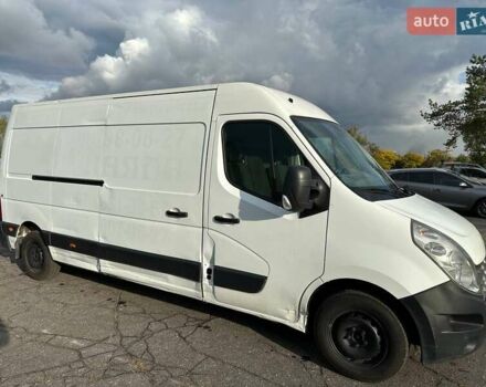 Белый Рено Мастер, объемом двигателя 2.3 л и пробегом 665 тыс. км за 12900 $, фото 1 на Automoto.ua