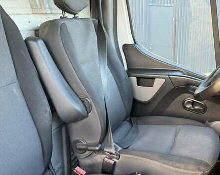 Белый Рено Мастер, объемом двигателя 2.3 л и пробегом 517 тыс. км за 9900 $, фото 14 на Automoto.ua