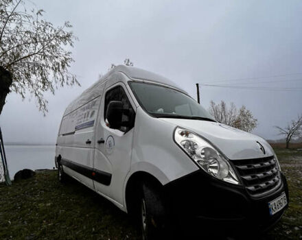 Белый Рено Мастер, объемом двигателя 2.3 л и пробегом 423 тыс. км за 13000 $, фото 2 на Automoto.ua