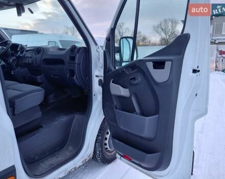 Білий Рено Мастєр, об'ємом двигуна 2.3 л та пробігом 323 тис. км за 12900 $, фото 16 на Automoto.ua