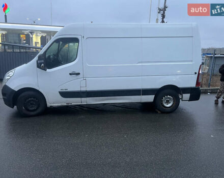 Белый Рено Мастер, объемом двигателя 2.3 л и пробегом 400 тыс. км за 8800 $, фото 3 на Automoto.ua