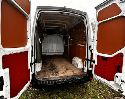 Белый Рено Мастер, объемом двигателя 2.3 л и пробегом 423 тыс. км за 13000 $, фото 13 на Automoto.ua