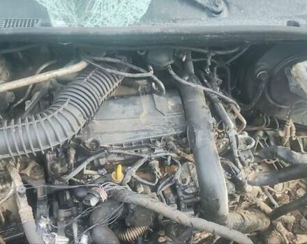 Білий Рено Мастєр, об'ємом двигуна 2.3 л та пробігом 420 тис. км за 5800 $, фото 2 на Automoto.ua